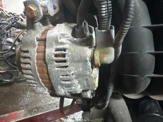 bontott MITSUBISHI COLT Generátor