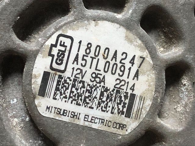 bontott MITSUBISHI COLT Generátor