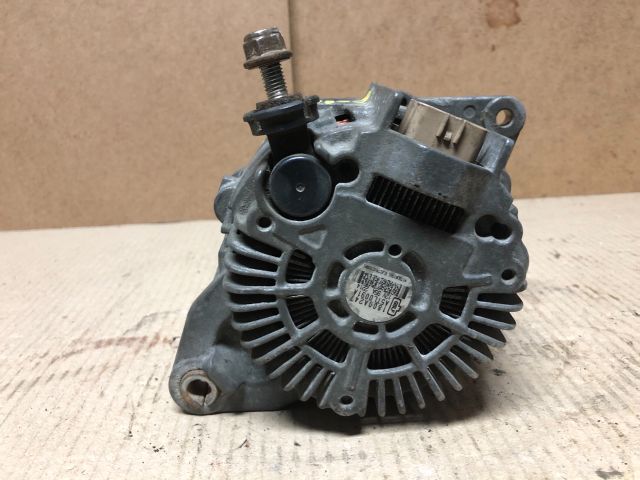 bontott MITSUBISHI COLT Generátor