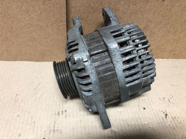 bontott MITSUBISHI COLT Generátor