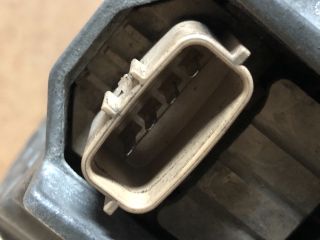 bontott MITSUBISHI COLT Generátor