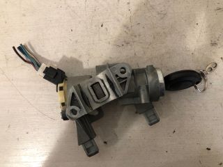 bontott MITSUBISHI COLT Gyújtáskapcsoló