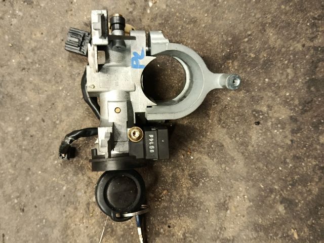 bontott MITSUBISHI COLT Gyújtáskapcsoló