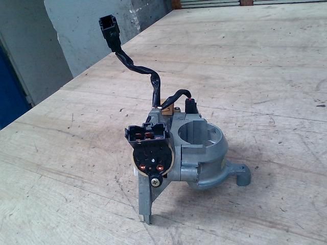 bontott MITSUBISHI COLT Gyújtáskapcsoló