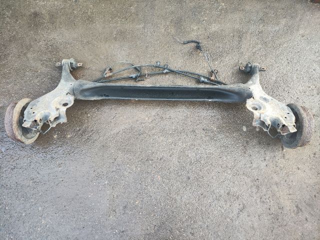 bontott MITSUBISHI COLT Hátsó Híd (Dobfékes)