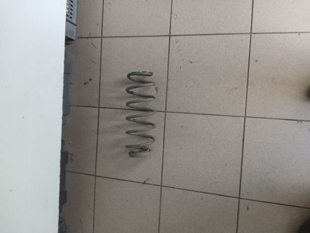 bontott MITSUBISHI COLT Hátsó Rugó