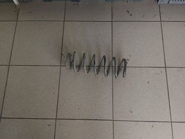 bontott MITSUBISHI COLT Hátsó Rugó