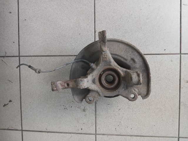 bontott MITSUBISHI COLT Jobb első Csonkállvány Kerékaggyal