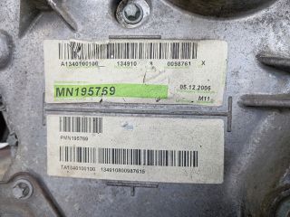 bontott MITSUBISHI COLT Komplett Motor (Segédberendezésekkel)