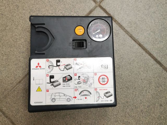 bontott MITSUBISHI COLT Légkompresszor