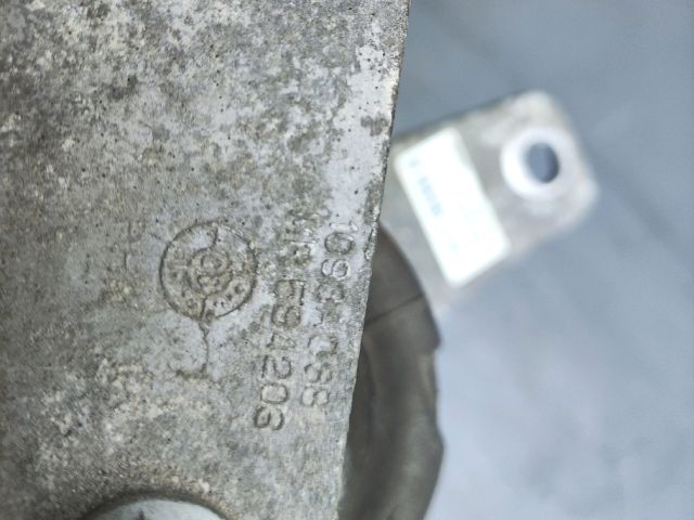 bontott MITSUBISHI COLT Motor Tartó Bak (Fém)