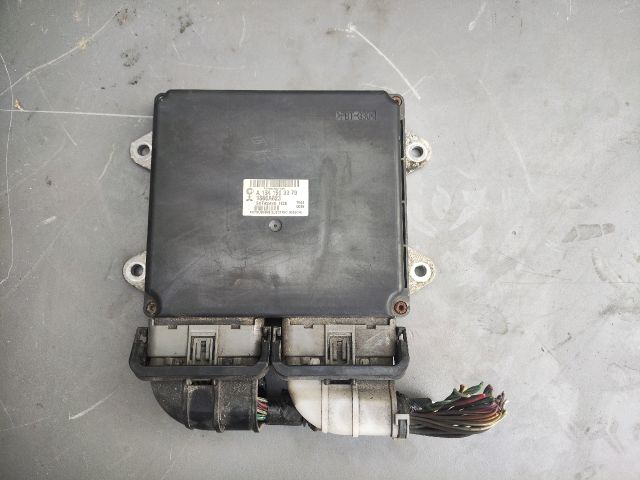 bontott MITSUBISHI COLT Motorvezérlő