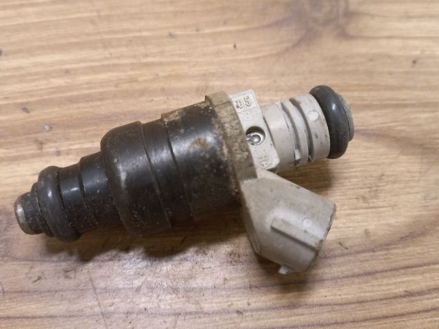 bontott MITSUBISHI COLT Porlasztó (1 db)