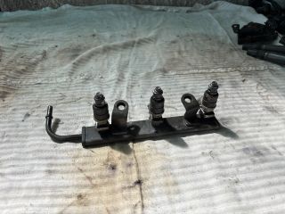 bontott MITSUBISHI COLT Porlasztó Sor / Híd