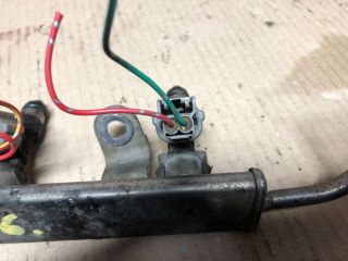 bontott MITSUBISHI COLT Porlasztó Sor / Híd