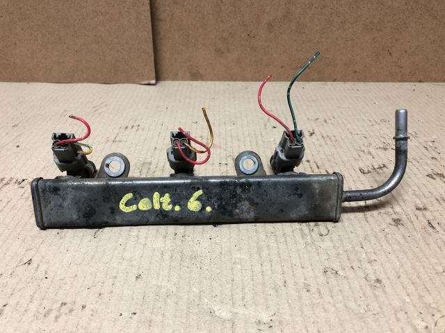 bontott MITSUBISHI COLT Porlasztó Sor / Híd