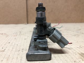 bontott MITSUBISHI COLT Porlasztó Sor / Híd