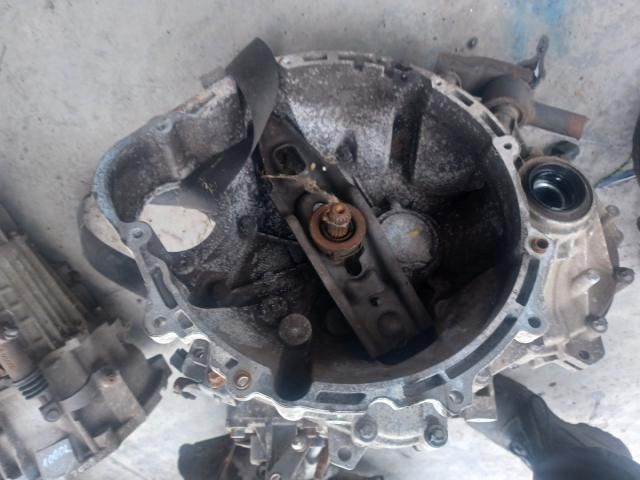 bontott MITSUBISHI COLT Váltó (Mechanikus)