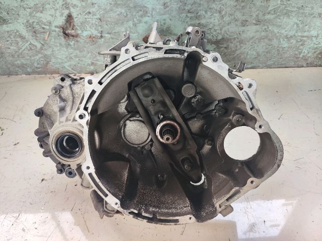 bontott MITSUBISHI COLT Váltó (Mechanikus)