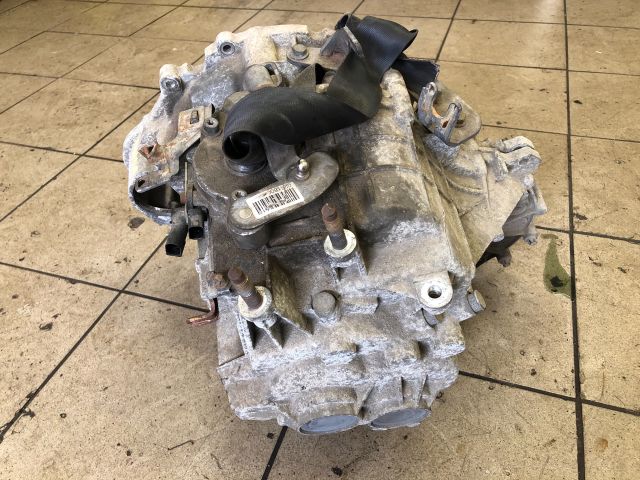 bontott MITSUBISHI COLT Váltó (Mechanikus)