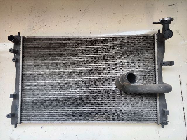 bontott MITSUBISHI COLT Vízhűtő Radiátor (Klímás)