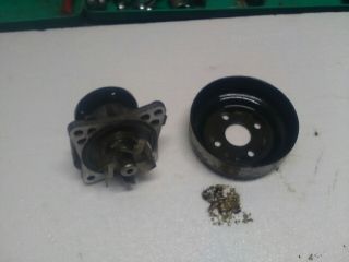 bontott MITSUBISHI COLT Vízpumpa