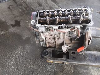 bontott MITSUBISHI COLT Motor (Fűzött blokk hengerfejjel)