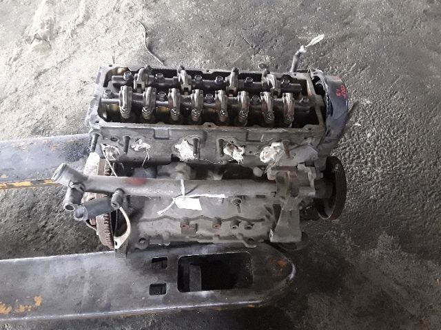 bontott MITSUBISHI COLT Motor (Fűzött blokk hengerfejjel)