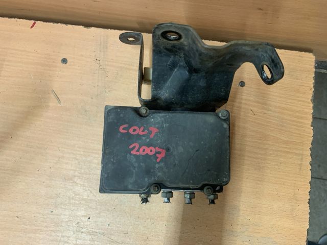 bontott MITSUBISHI COLT ABS Kocka