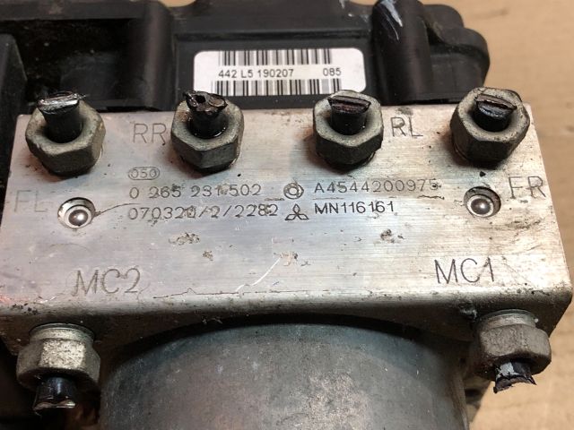 bontott MITSUBISHI COLT ABS Kocka