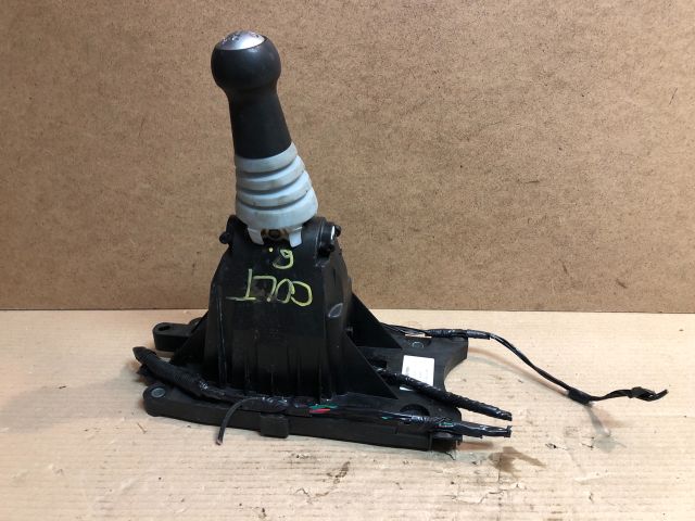 bontott MITSUBISHI COLT Automata Váltókar