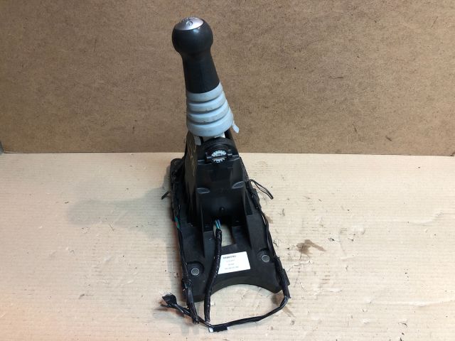 bontott MITSUBISHI COLT Automata Váltókar