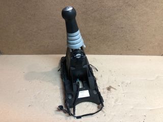 bontott MITSUBISHI COLT Automata Váltókar