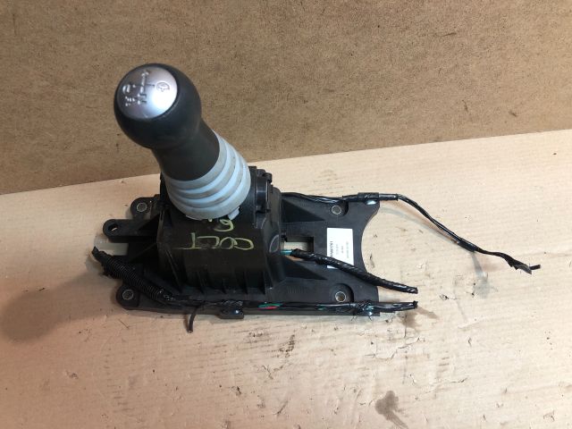 bontott MITSUBISHI COLT Automata Váltókar