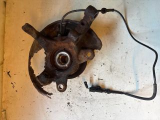 bontott MITSUBISHI COLT Bal első Csonkállvány Kerékaggyal