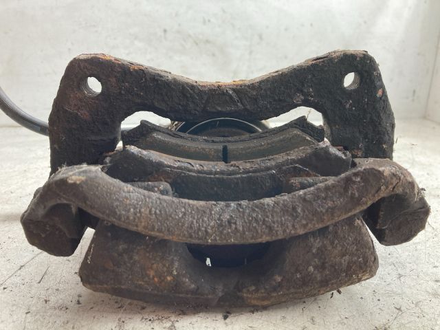 bontott MITSUBISHI COLT Bal első Féknyereg Munkahengerrel