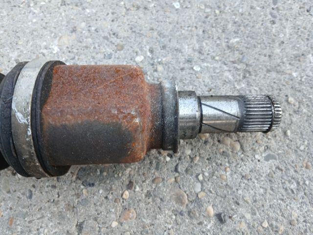 bontott MITSUBISHI COLT Bal Féltengely