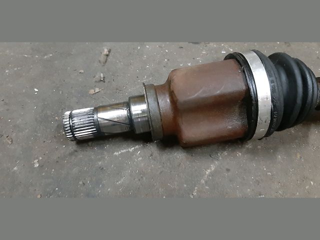 bontott MITSUBISHI COLT Bal Féltengely