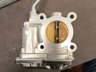 bontott MITSUBISHI COLT Fojtószelep (Elektromos)