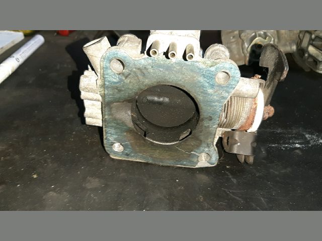 bontott MITSUBISHI COLT Fojtószelep (Mechanikus)