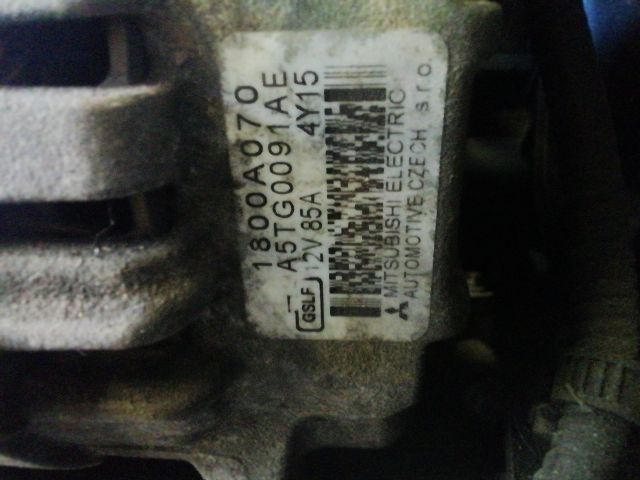 bontott MITSUBISHI COLT Generátor