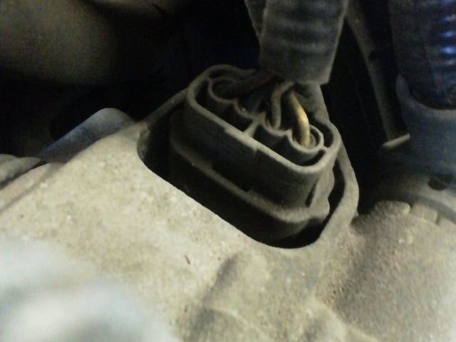 bontott MITSUBISHI COLT Generátor