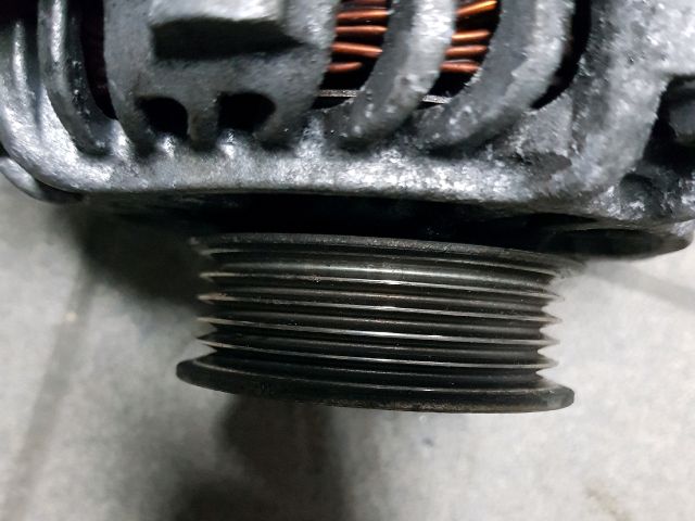 bontott MITSUBISHI COLT Generátor