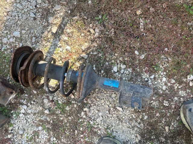 bontott MITSUBISHI COLT Jobb első Lengéscsillapító