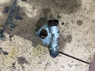 bontott MITSUBISHI COLT Gyújtáskapcsoló Házzal