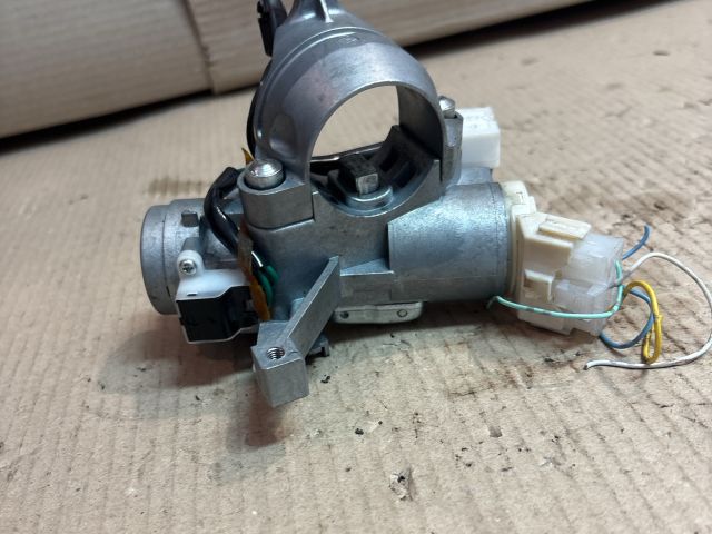 bontott MITSUBISHI COLT Gyújtáskapcsoló