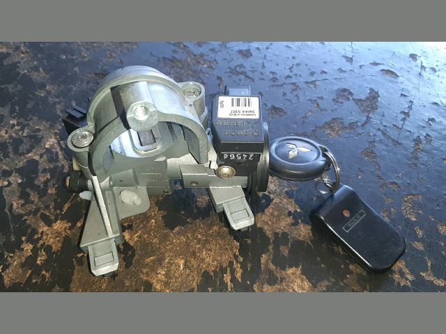 bontott MITSUBISHI COLT Gyújtáskapcsoló