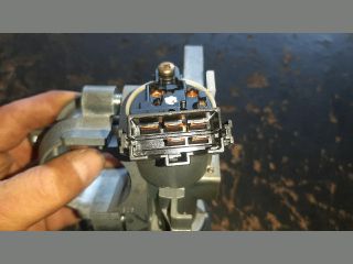 bontott MITSUBISHI COLT Gyújtáskapcsoló