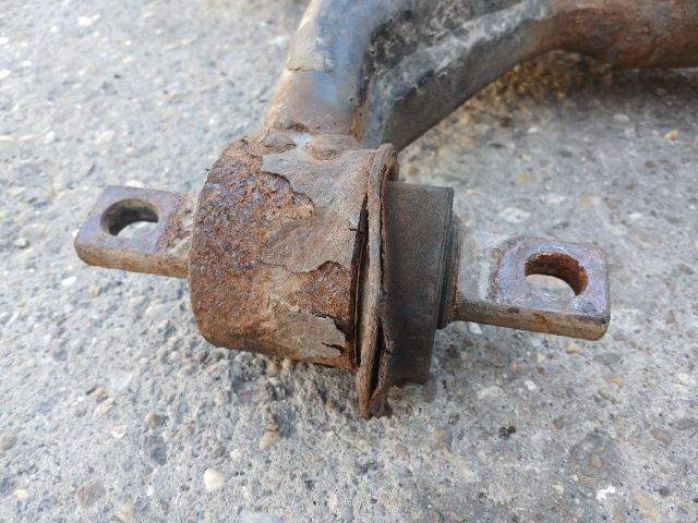 bontott MITSUBISHI COLT Hátsó Híd (Dobfékes)