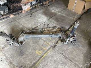 bontott MITSUBISHI COLT Hátsó Híd (Tárcsafékes)